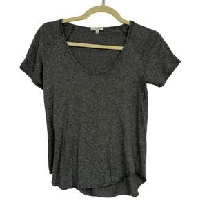 Aritzia Wilfred Grey Scoop Neck Tee Shirt Womens XS Short Sleeve Stretch Basic